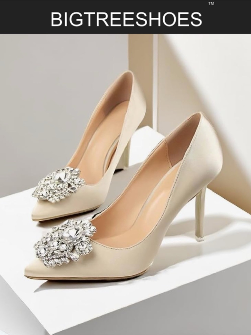 BIGTREE CHAMPAGNE SATIN RHINESTONE JEWELED POINTED TOE ELEGANT HEELS SIZE 8.5